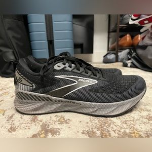 Brooks Levitate GTS 6 Women’s Running shoes Size 8